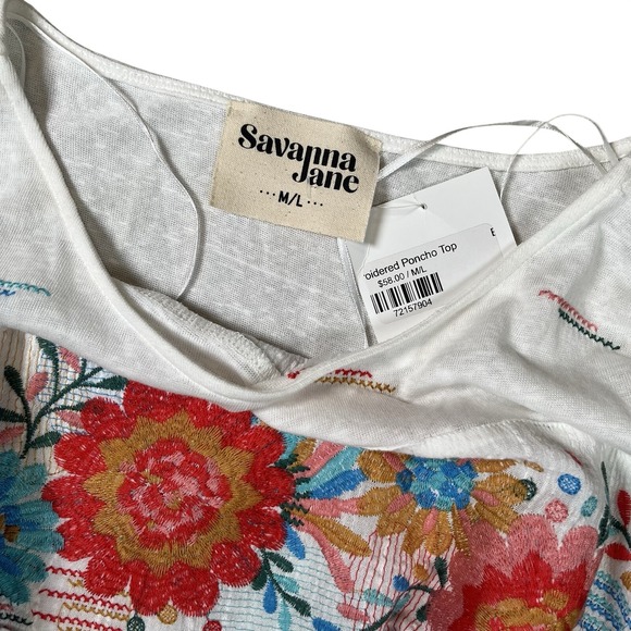 New Savanna Jane Floral Embroidered Poncho Top Sz M/L Southwestern Boho NWT - Picture 2 of 9